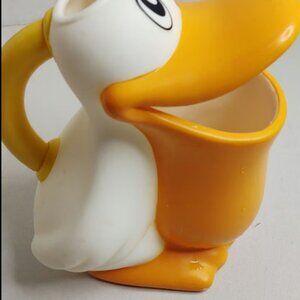2007 Munchkin Daffy Duck 3D Plastic Cup, Bath-time Fun Pitcher (O1)